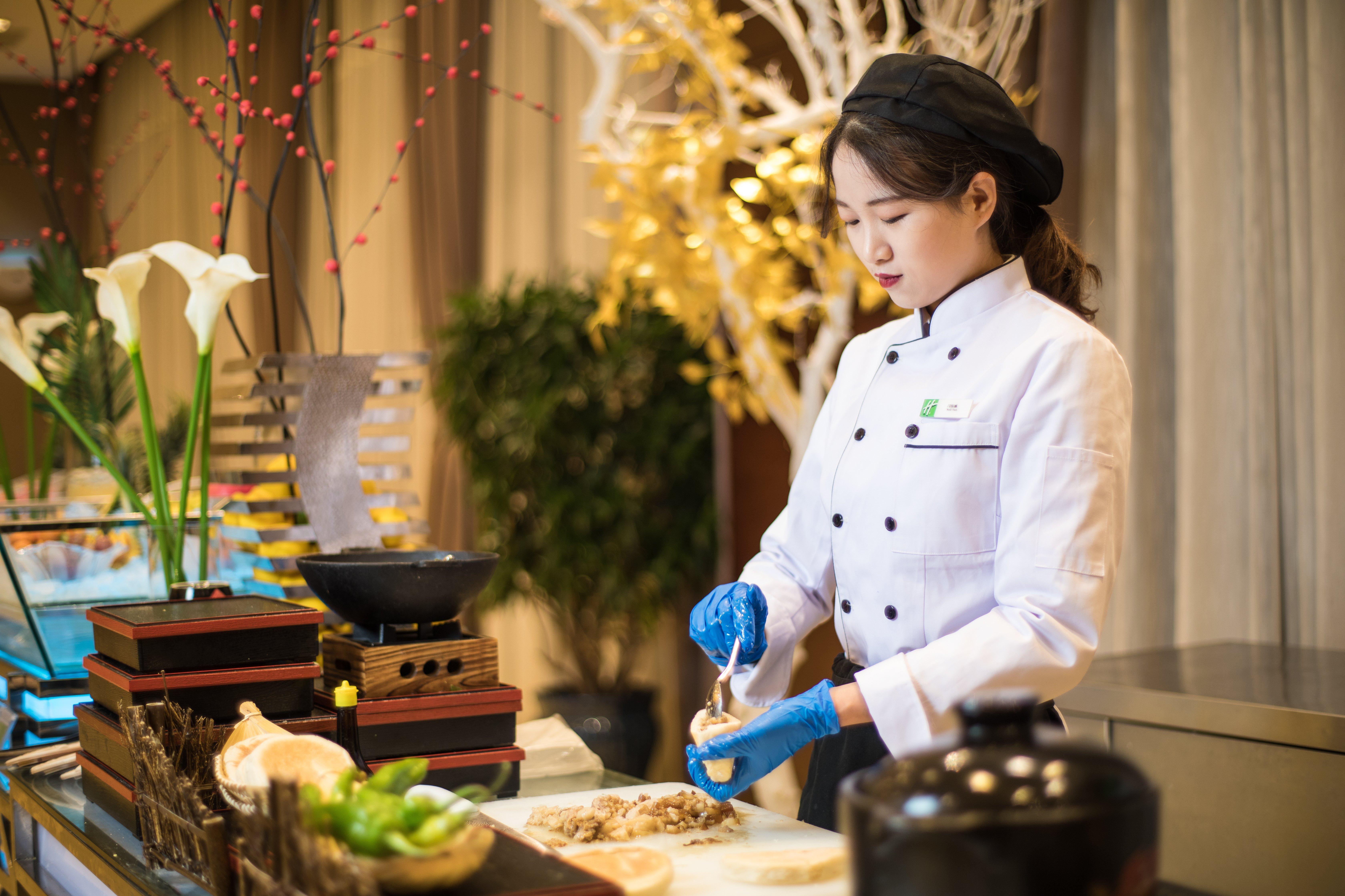 Holiday Inn Beijing Airport Zone By Ihg Hotel 4*