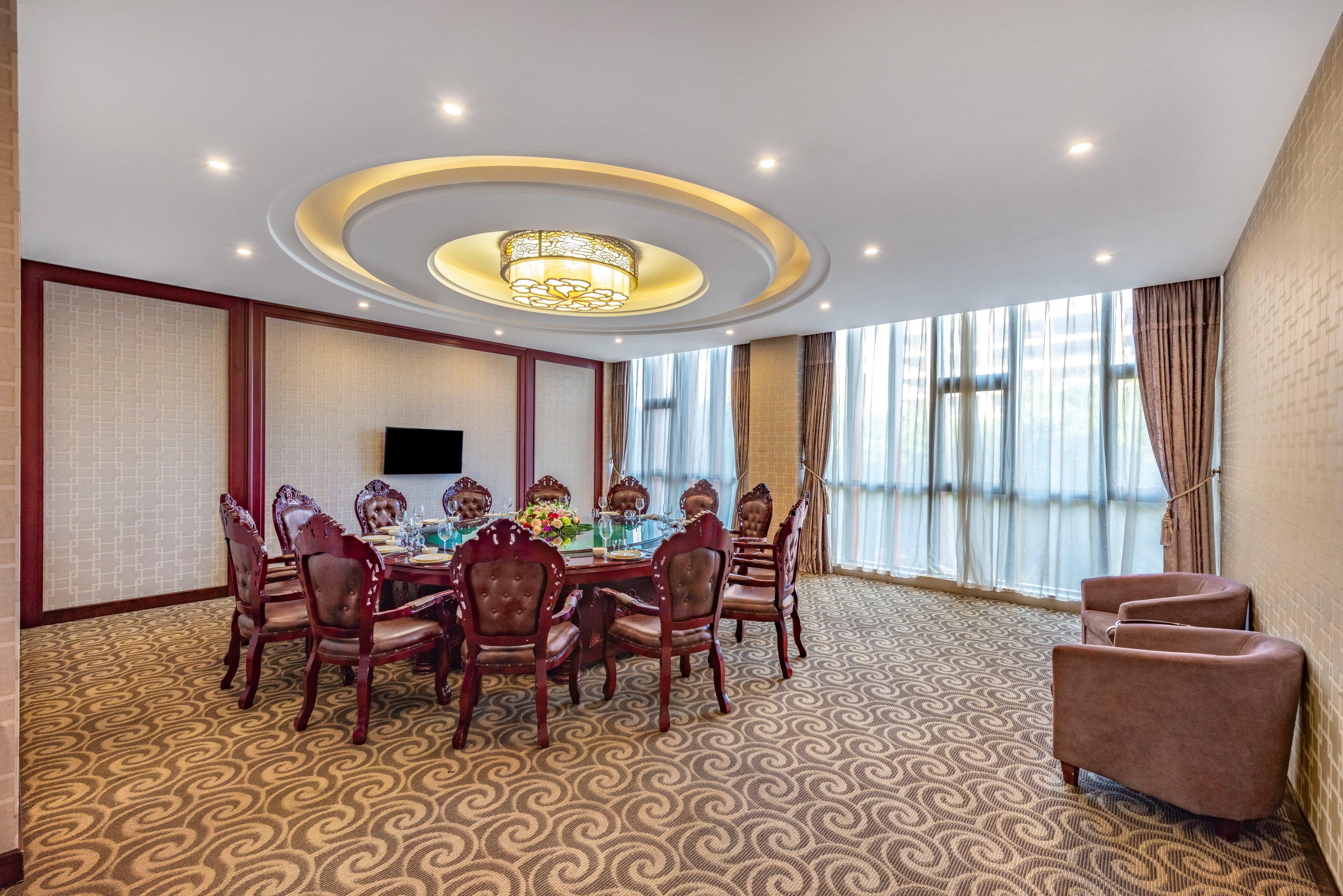 Holiday Inn Beijing Airport Zone By Ihg 4*