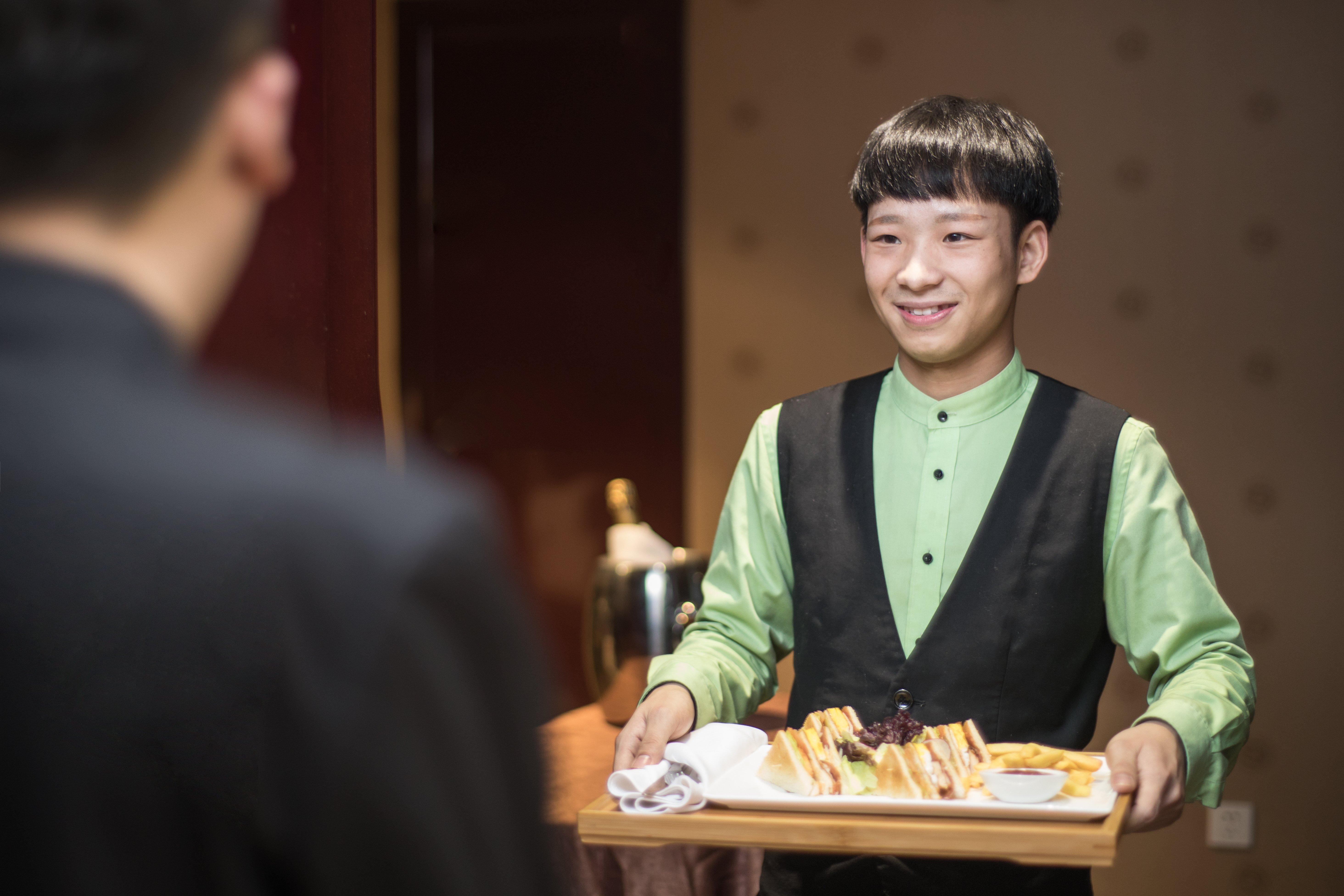Hotel Holiday Inn Beijing Airport Zone By Ihg 4*